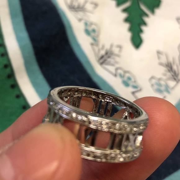 Sterling silver Roman numeral ring looks like a Tiffany’s - Picture 3 of 3